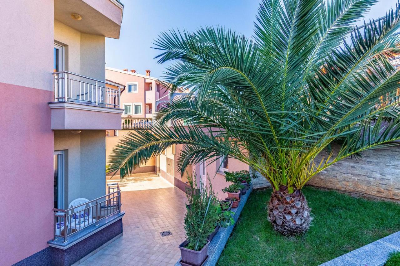 Istriensonne - Apartments Veruda Mit Grillterrasse Pula Exterior foto